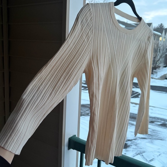 🆕7 For All Mankind Cream Ribbed Knit Top Open Back Cutout Stretchy Casual Size L - Picture 13 of 17
